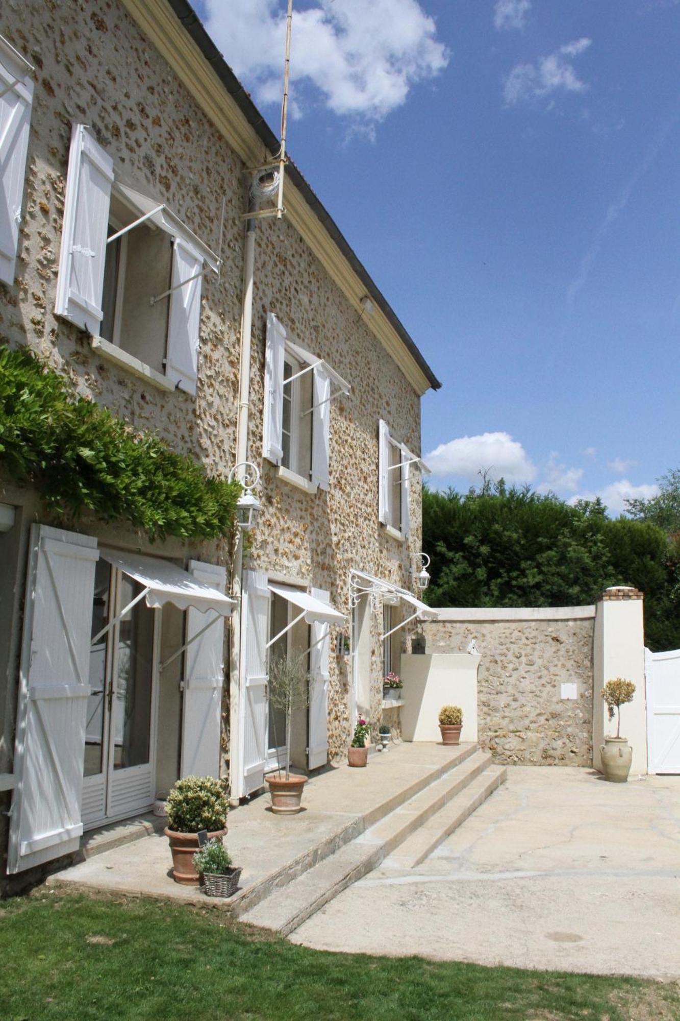 Aincourt Chambres A La Maison Hermitage المظهر الخارجي الصورة